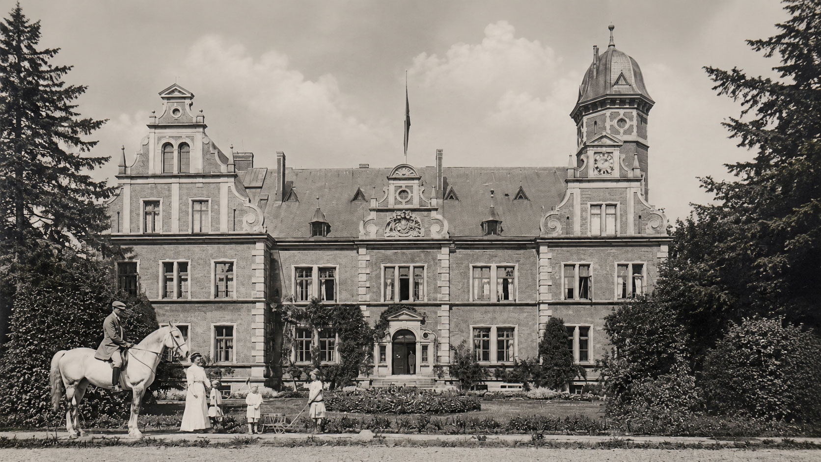 Geschichte Schloss Bernstorf Vom Herrenhaus zum Hospiz